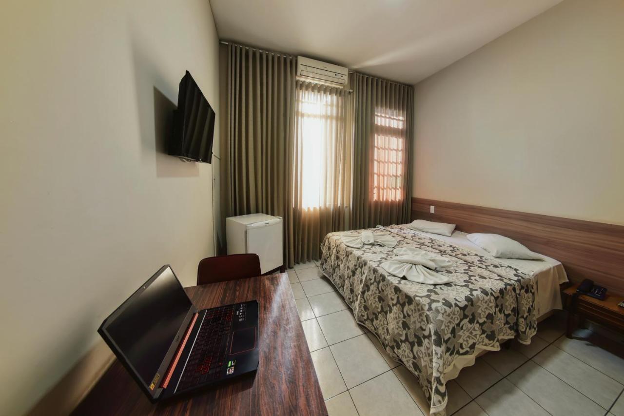 Hotel Itamarati เซาโจเซ โด รีโอเปรโต ภายนอก รูปภาพ